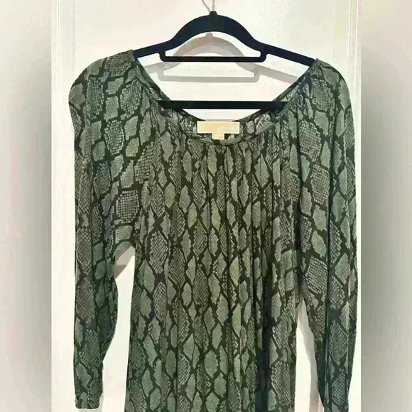 Michael Kors Snake Print Green Black Blouse size small - Picture 5 of 5